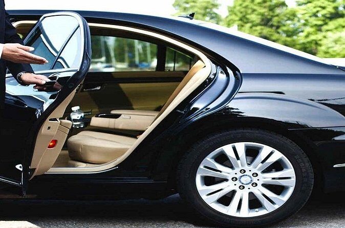 International Airport VIP Service(Expedited Arrival)& Free Transfer - No waiting - Value: when the $95 feels like a bargain and when it doesn’t
