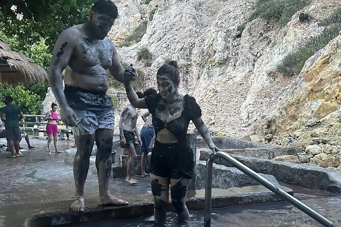 Moonlight Volcano & Dinner Private Tour (Southern Pick up) - What’s Included vs. What You Pay On Arrival