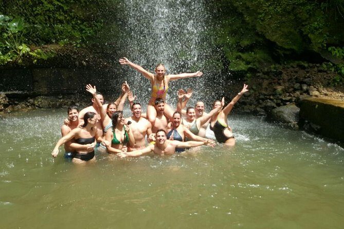 Private Soufriere Experience Tour - La Soufriere drive-in volcano and mineral bath (Sulphur Springs moment)