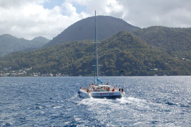 Rodney Bay to Soufriere Catamaran Transfer - Fishing and snorkeling time: what the flexible charter style means for you