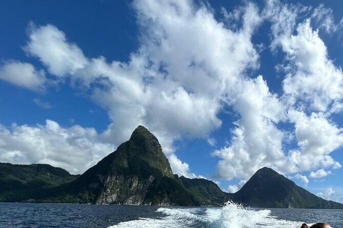 Soufriere Boat Tour Experience - Sulphur Springs: white or black mud with admission included