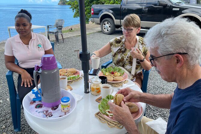 Soufriere vibes Tour ( pick up Rodney bay,St.Lucia) - Hotel Chocolat Rabot: the hands-on bean-to-bar moment