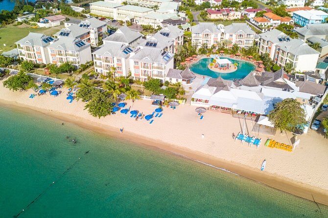Spa Day Pass at Bay Gardens Beach Resort & Spa - Hi Tide Restaurant Lunch: Simple, Included, and Easy to Plan Around