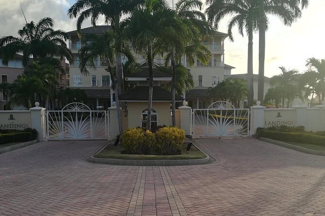 St Lucia Airport Transfer to The Landings - Hewanorra (UVF) & GFL Airport (SLU) - Should you book this St. Lucia airport transfer?