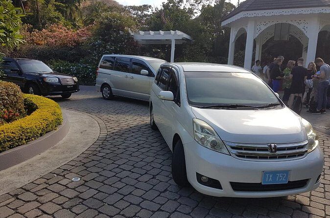 St. Lucia Airport Transfer (UVF) - Complimentary Coffee, Tea, Cold Beverages - Who this UVF round-trip transfer is best for