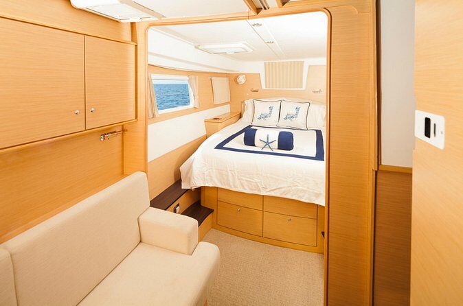 St. Lucia Luxury Sunset Cruise From Castries - Pickup and Departure: The One Logistics Detail You Must Confirm