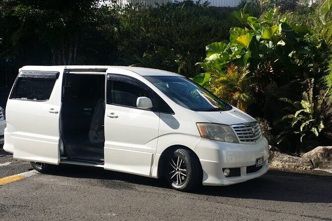 St Lucia Private Round Trip Hewanorra Airport Transfers to North Hotels - From Hewanorra to the north: why this transfer format works