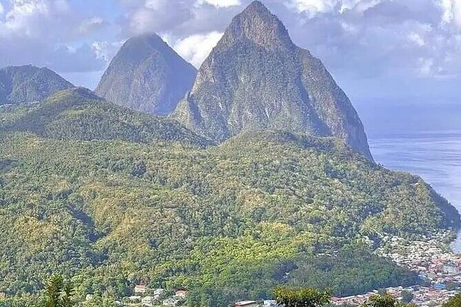 St. Lucia Private Transport - Private airport pickup that actually fits real arrival timing