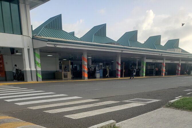 St. Lucia Private Transport - Price and logistics: why $90 per person can feel fair